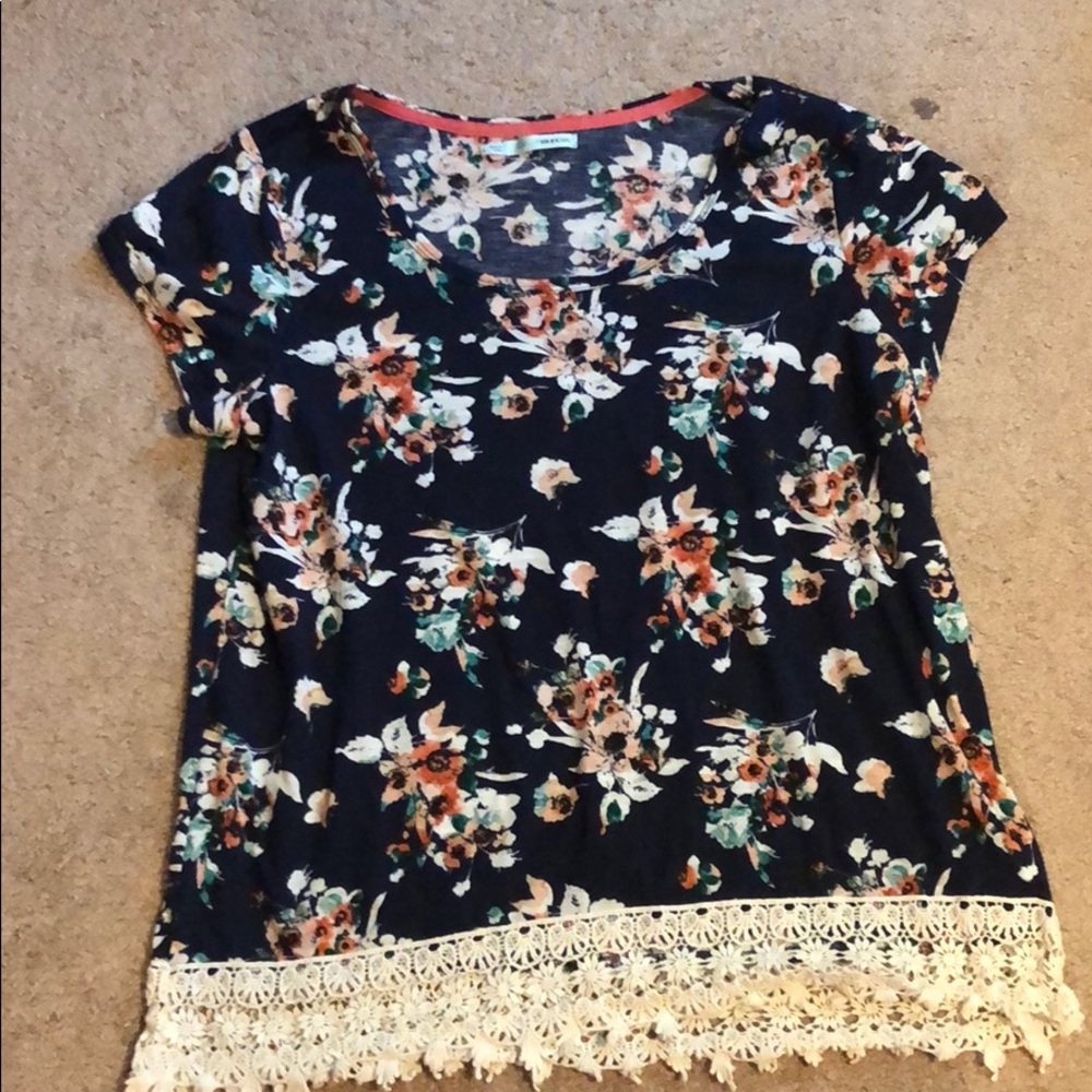 Floral top